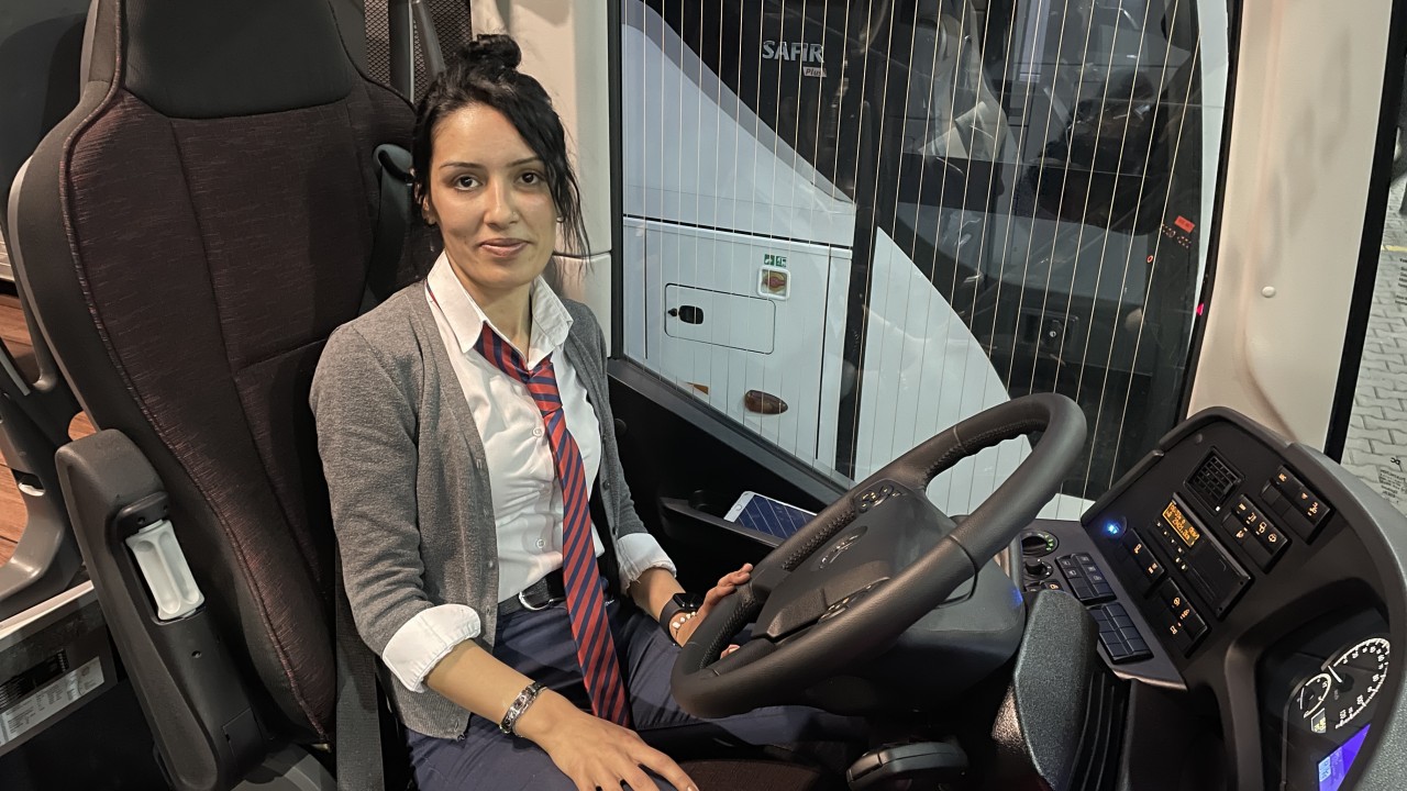 Hayallerini gerçekleştirmeye karar veren kadın otobüs kaptanı oldu
