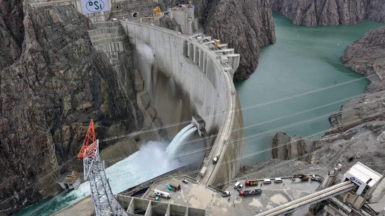 Yusufeli Barajı ve HES'te su yüksekliği 78 metreyi aştı