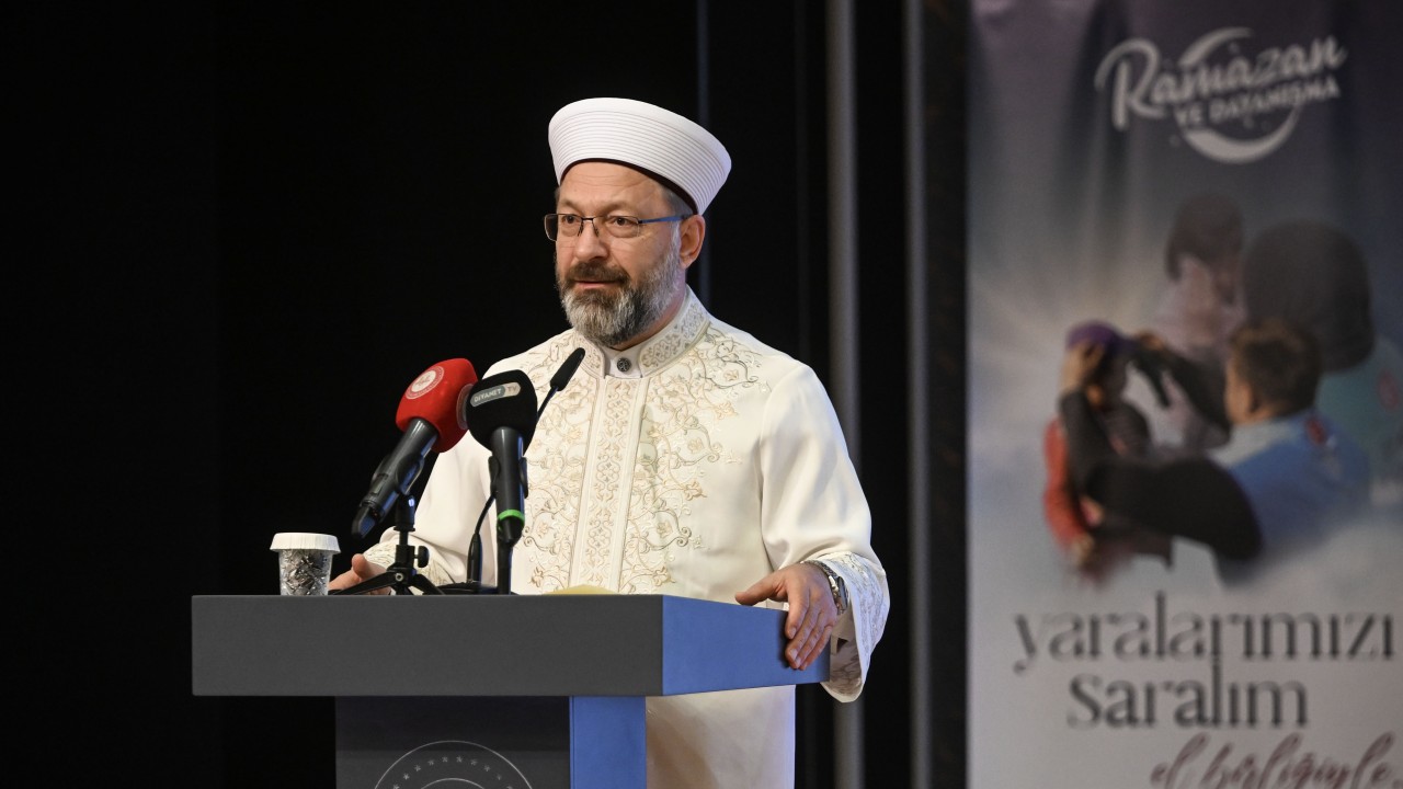 Diyanet İşleri Başkanı Erbaş: Ramazanda zekat ve iftar sofralarımızla iyiliği çoğaltmalıyız
