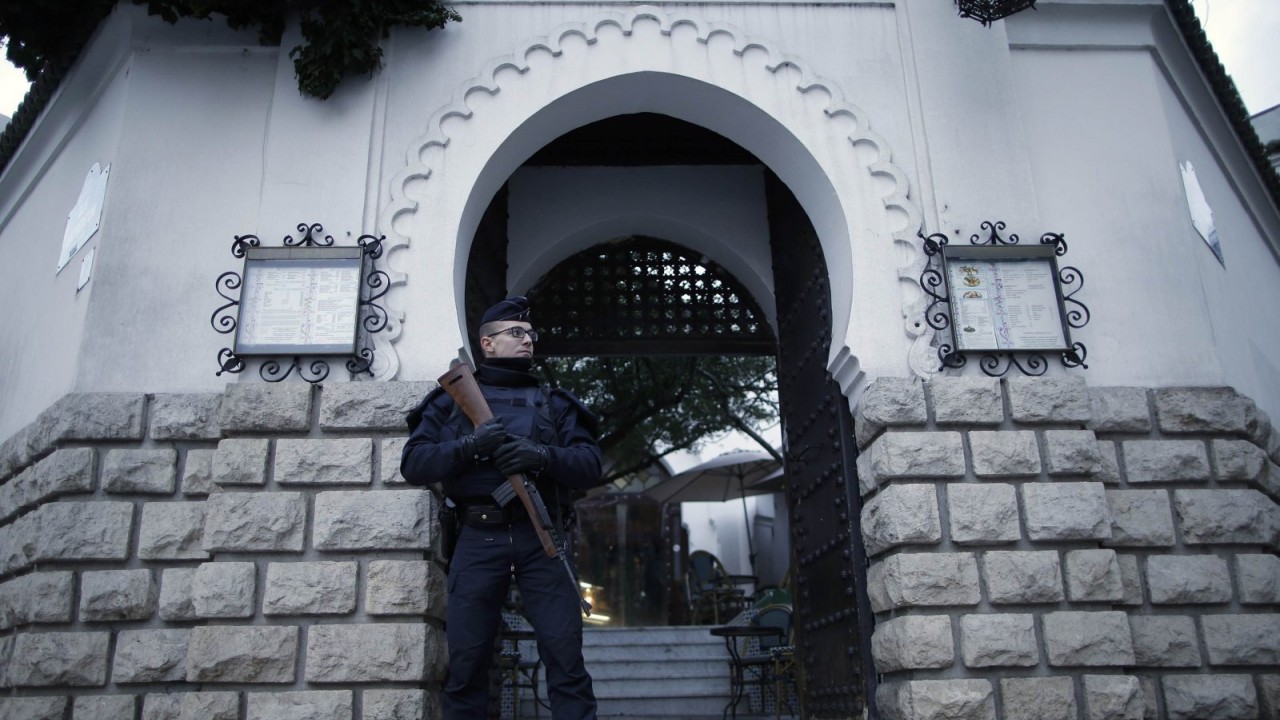 Fransa’da ramazanda kapılarını açmaya hazırlanan cami tahrip edildi
