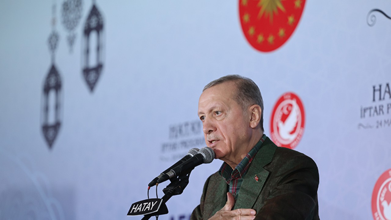 Cumhurbaşkanı Erdoğan: İhtiras peşindeki tuzu kurulara milletimiz ders verecektir