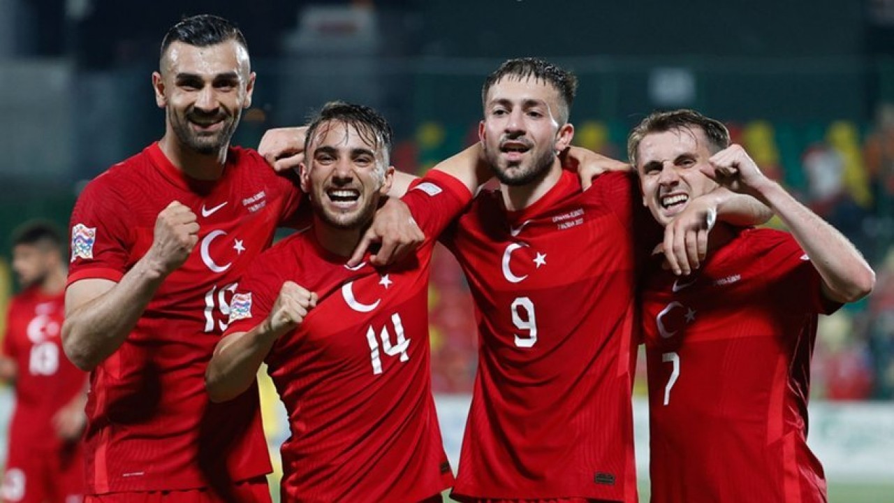 A Milli Futbol Takımı, Hırvatistan maçı hazırlıklarına Bursa’da başladı