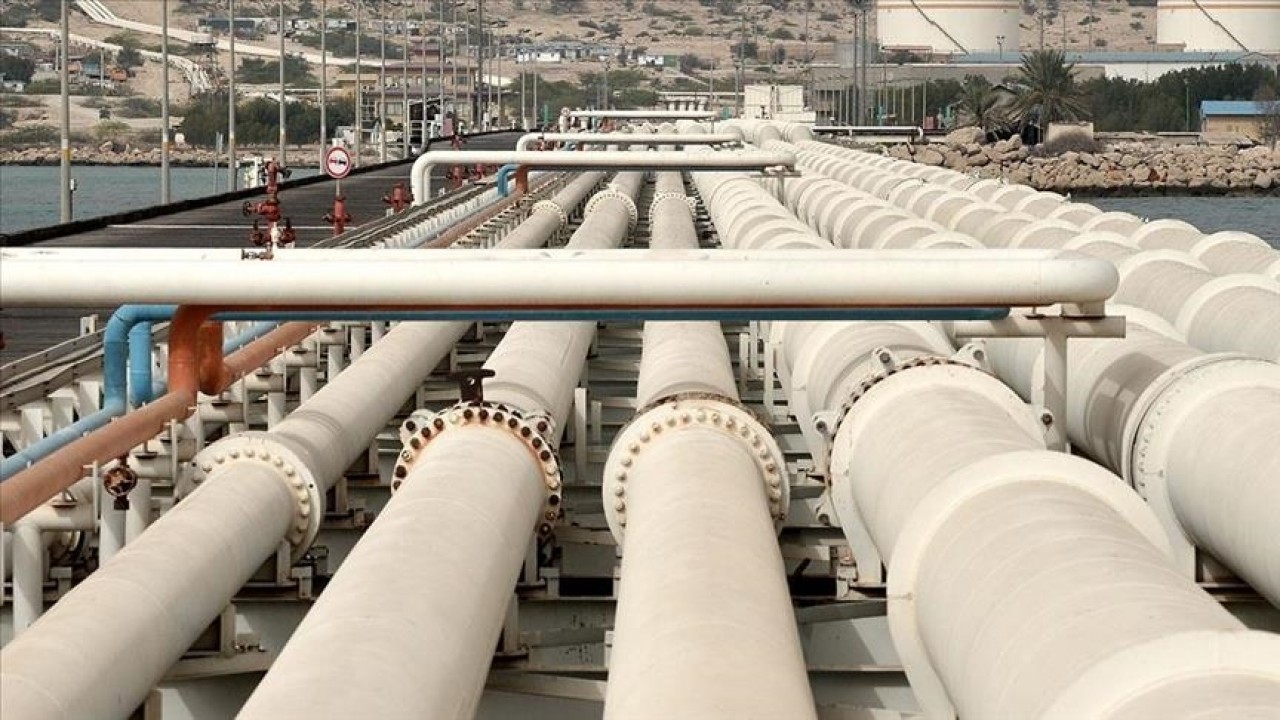 Türkiye'nin petrol ithalatı ocakta azaldı