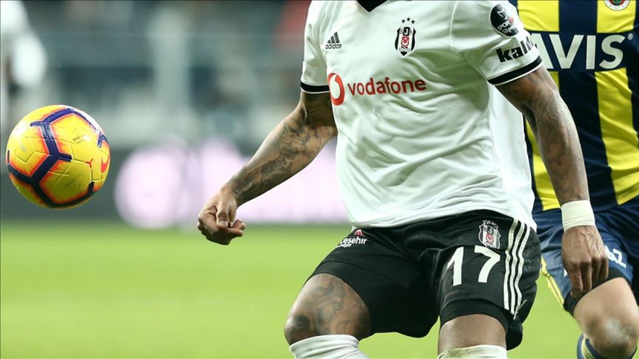 Beşiktaş Fenerbahçe’yi 4-2 mağlup etti