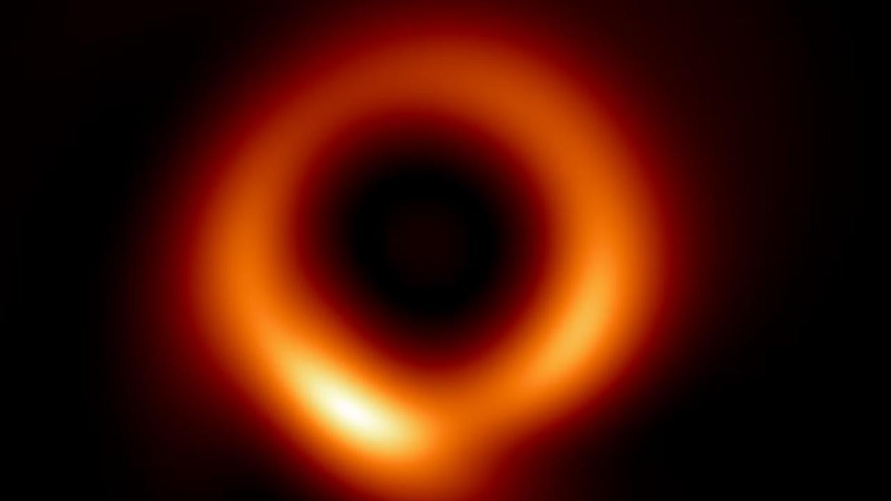 Şimdiye kadar görülen ilk kara deliğin geliştirilmiş yeni görüntüsü yayınlandı