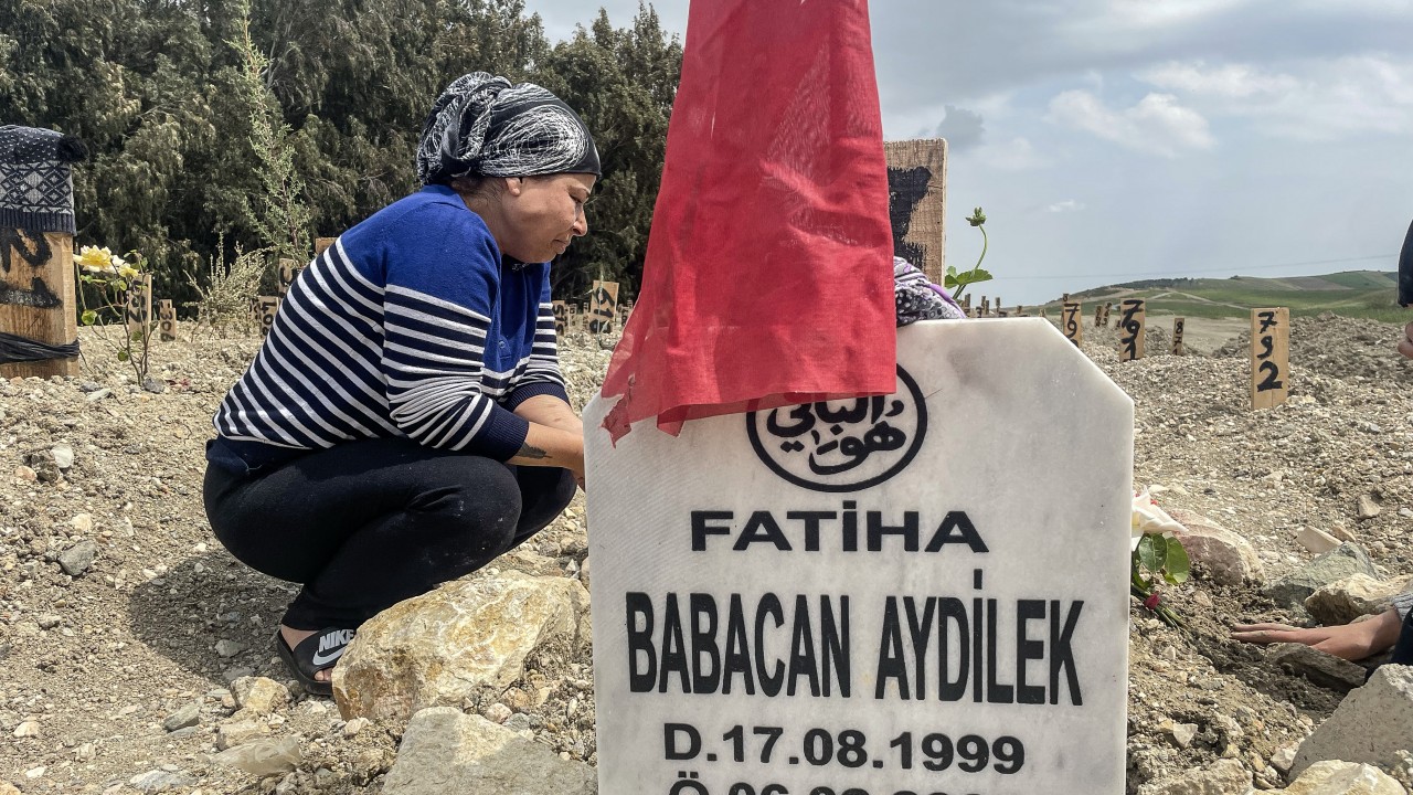 Marmara Depremi’nde doğan oğlunu “asrın felaketinde“ kaybetti