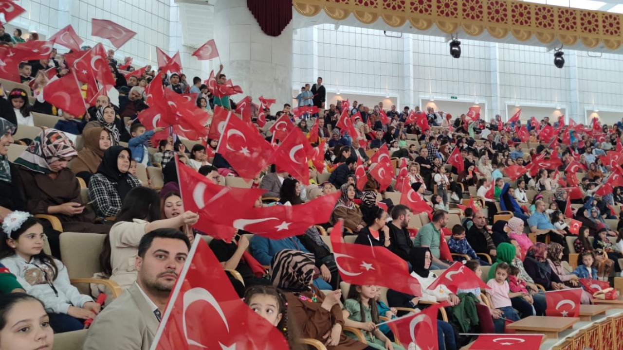 Konya’da 23 Nisan Ulusal Egemenlik ve Çocuk Bayramı törenle kutlandı