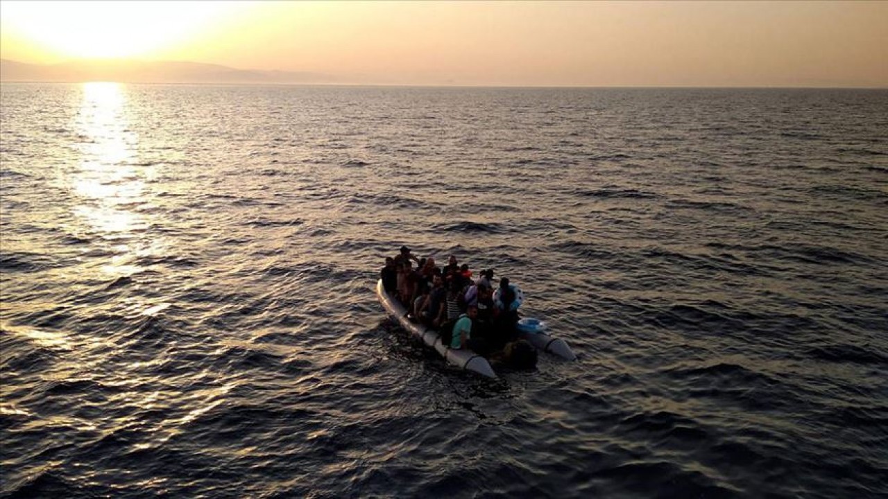 Akdeniz’de yaklaşık 20 düzensiz göçmen kayboldu