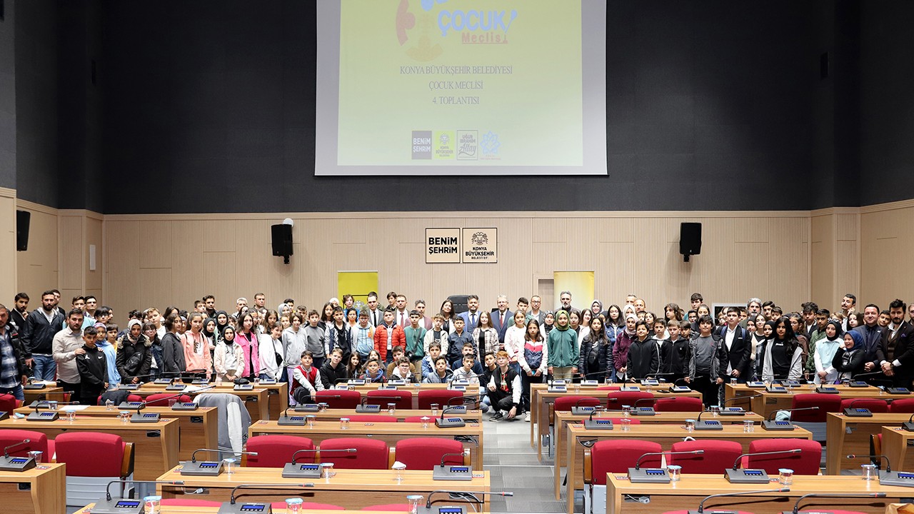 Konya Büyükşehir Çocuk Meclisi’nde Proje Yarışmasının Kazananları Ödüllendirildi