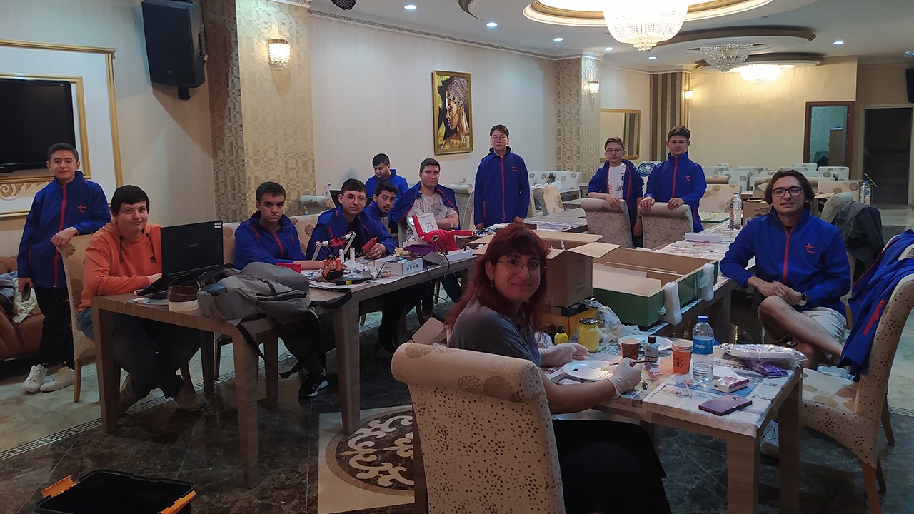 Genç KOMEK Öğrencileri TEKNOFEST Finalinde Yarışacak