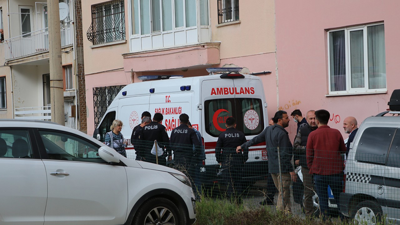 Genç kız, erkek arkadaşının evinde ölü bulundu