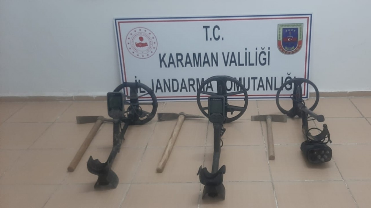 Karaman’da kaçak kazı yapan 3 şüpheli yakalandı
