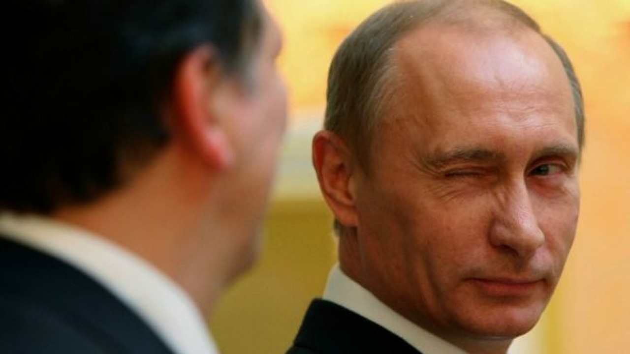 Putin, dost ülkeleri petrol satışında “tavan fiyat yasağı“ kapsamından çıkardı