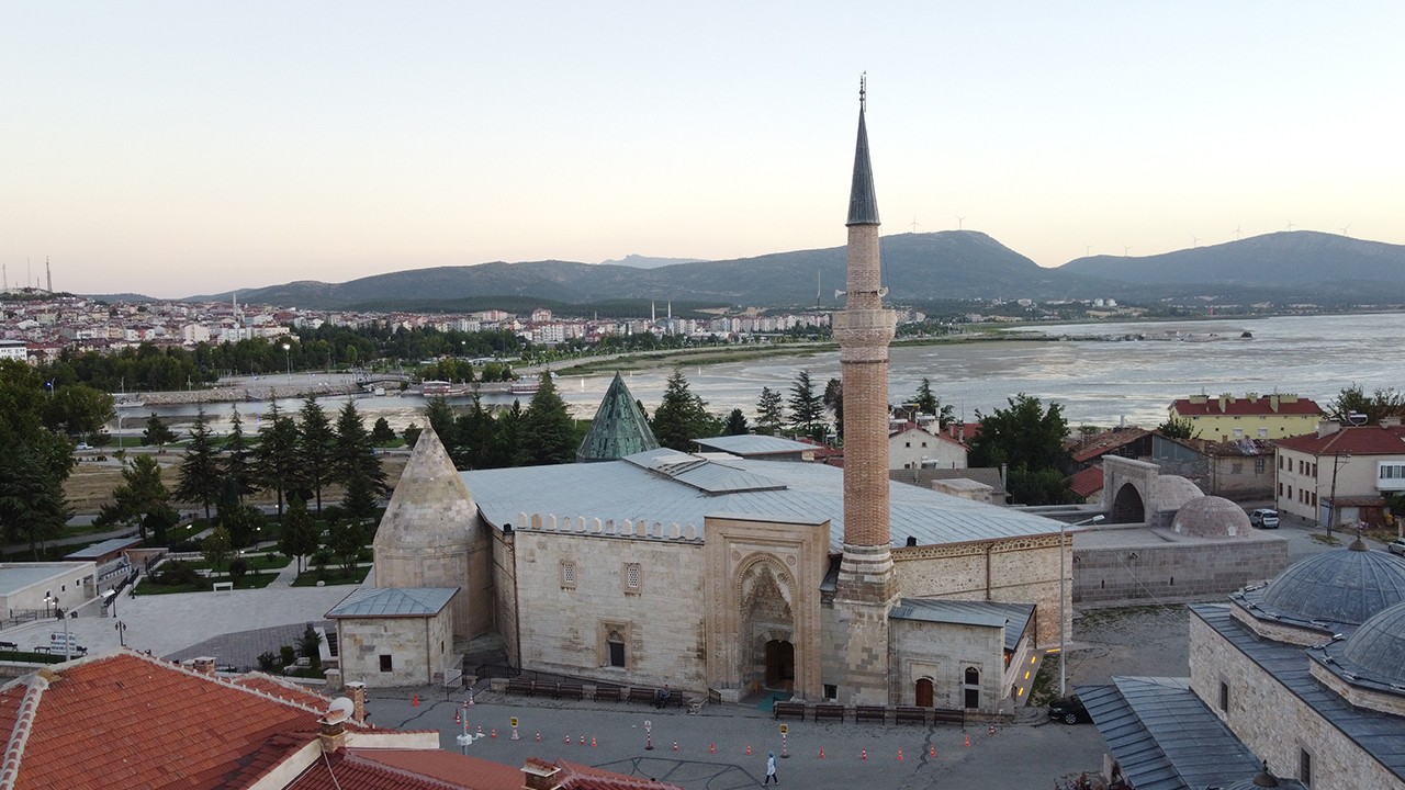 Konya’da UNESCO Dünya Kültür Mirası Geçici Listesi’ndeki tarihi camiye rekor ziyaret