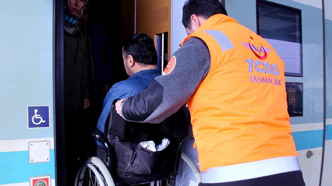 Konya garında TCDD'nin "Turuncu Masa"sı engelleri kaldırıp ulaşımı kolaylaştırıyor