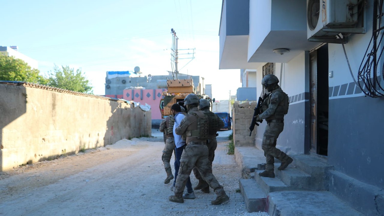 Konya dahil 7 ilde PKK/KCK operasyonu: 9 gözaltı