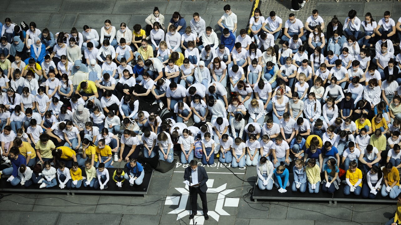 Bosna Hersek'te Saraybosna kuşatmasında öldürülen 1601 çocuk anıldı