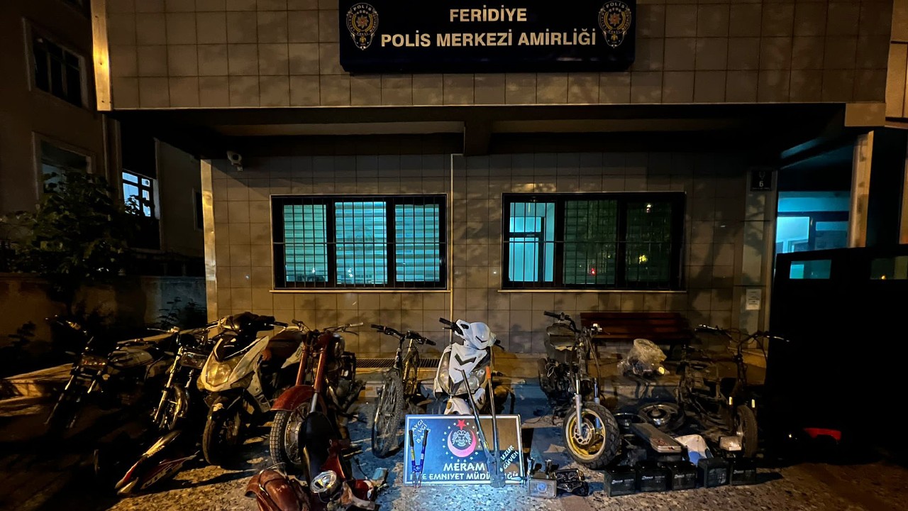Konya'da motosiklet hırsızlığı! O anlar kamerada