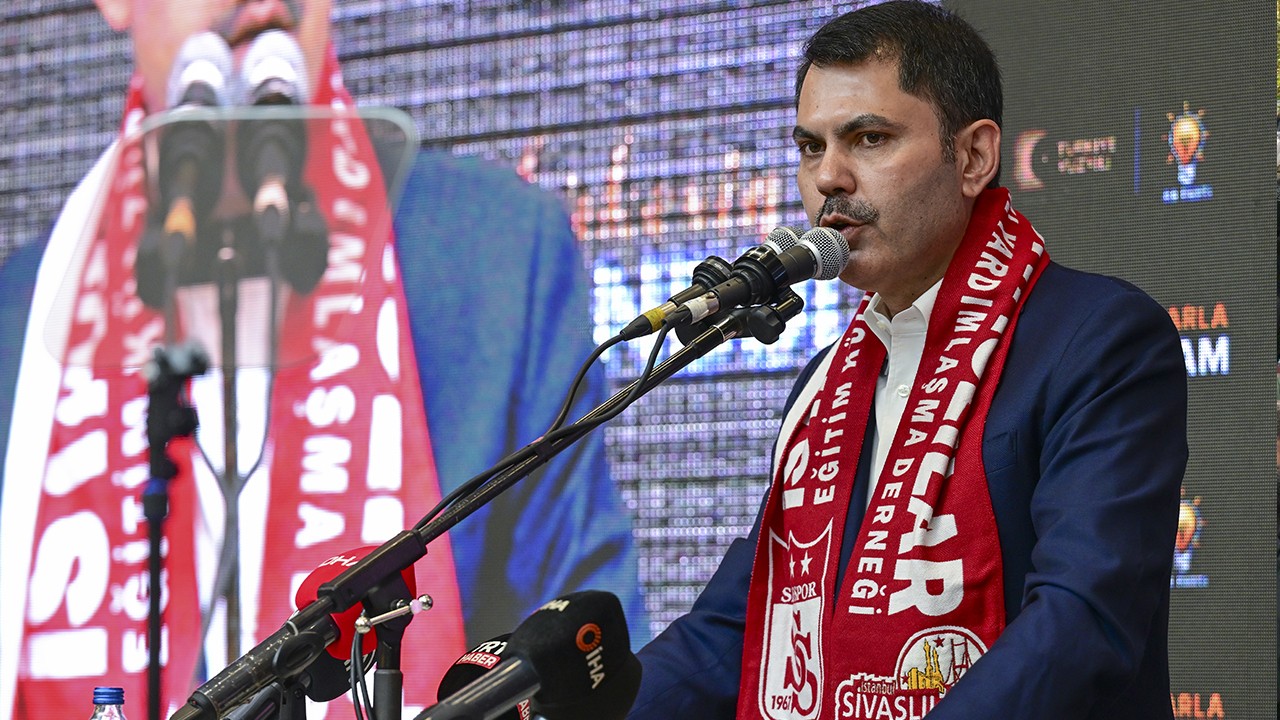 Bakan Kurum: Ayasofya'nın minarelerindeki ezan sesleri susmayacak