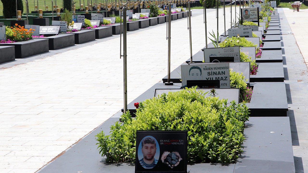 Somalı şehit madencilerin acı daha dün gibi taze...