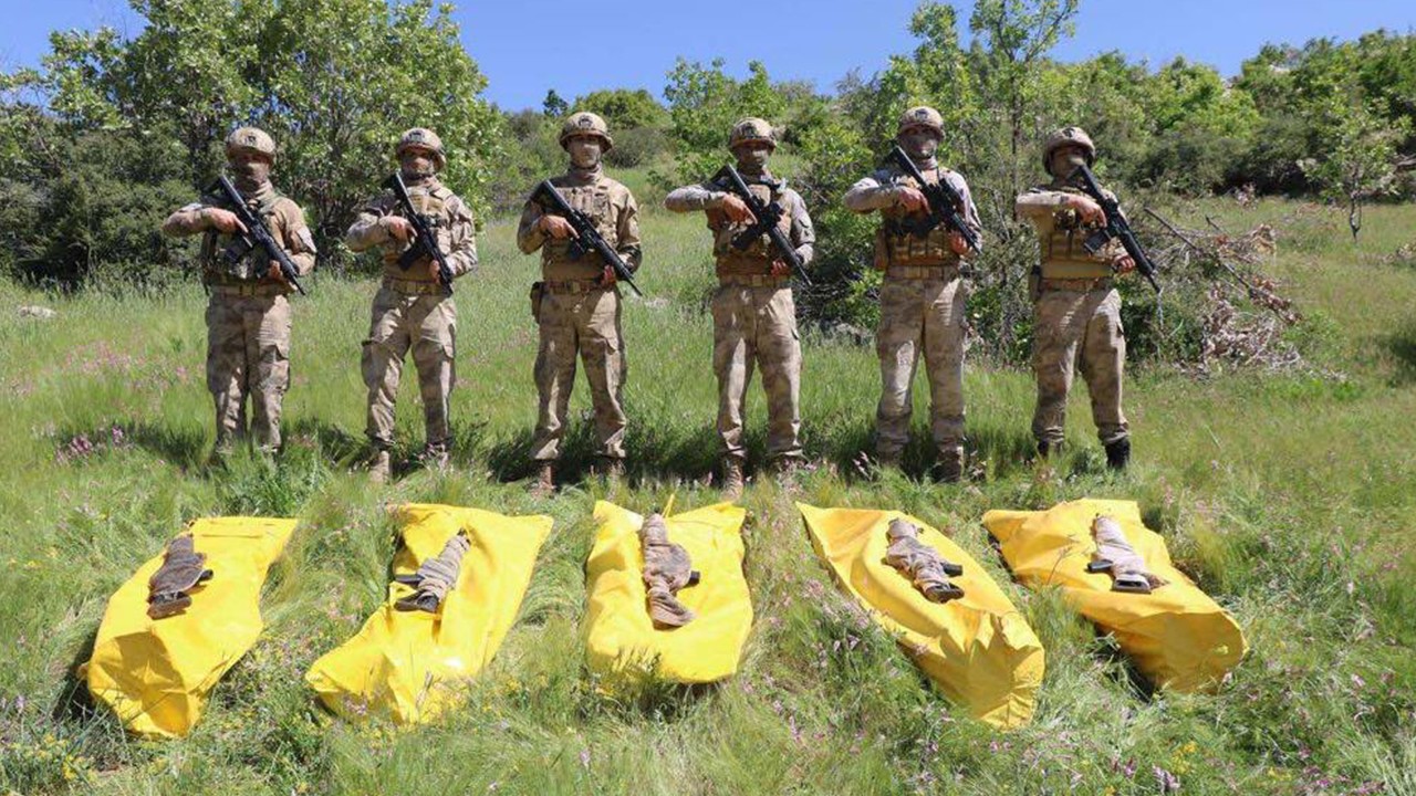 Şehitlerimizin kanı yerde kalmadı: 5 terörist daha sarı torbada