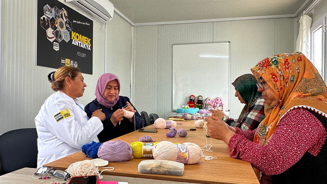 Hatay’da KOMEK kurs merkezi hizmet vermeye başladı
