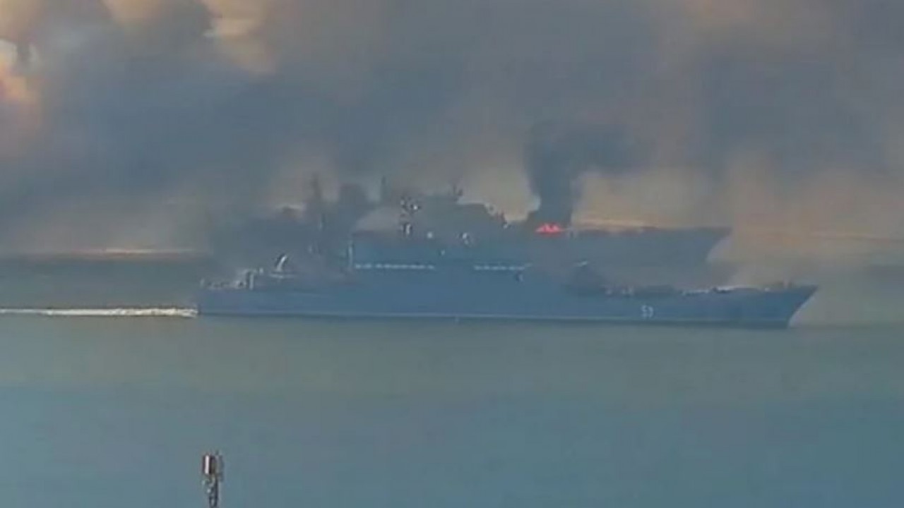 Rusya duyurdu: TürkAkım ve MaviAkım’ı koruyan Rus donanmasına ait savaş gemisi saldırıya uğradı