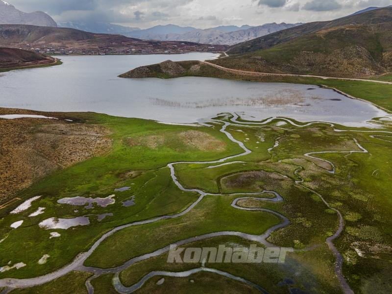 Torosların gölleri ve menderesleri