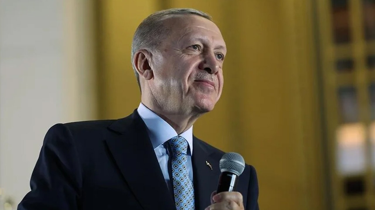 Cumhurbaşkanı Erdoğan, İstanbul'un fethinin 570. yıl dönümünü kutladı