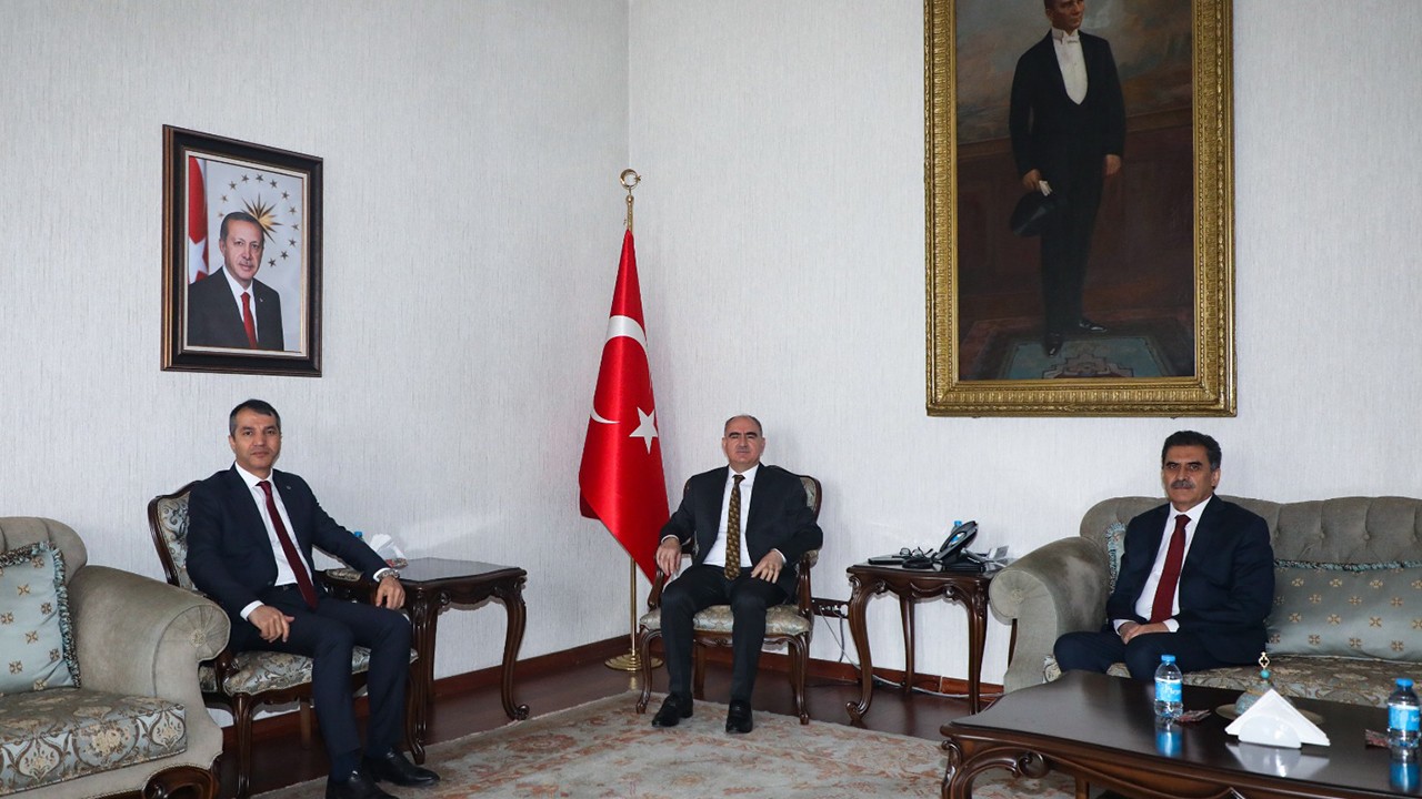 Mehmet Hasdemir, Vali  Özkan’ı ziyaret etti