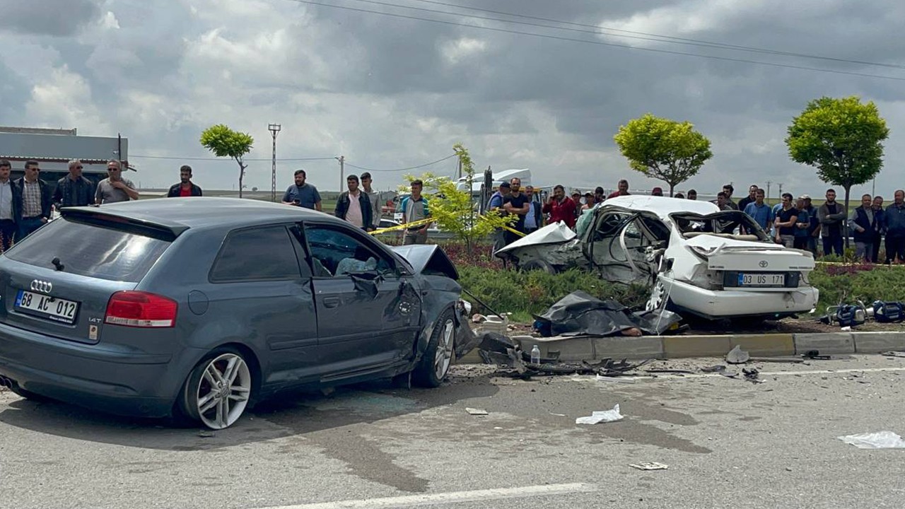 3 kişinin öldüğü kaza Konya-Aksaray yolunda olmuştu! Kaza anı kameralara yansıdı