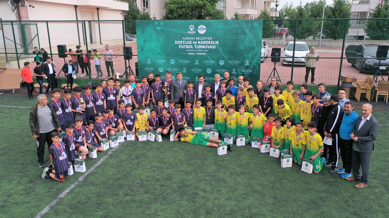Konya’da “Ortaokullar Arası Dostluk ve Kardeşlik Futbol Turnuvası” sona erdi