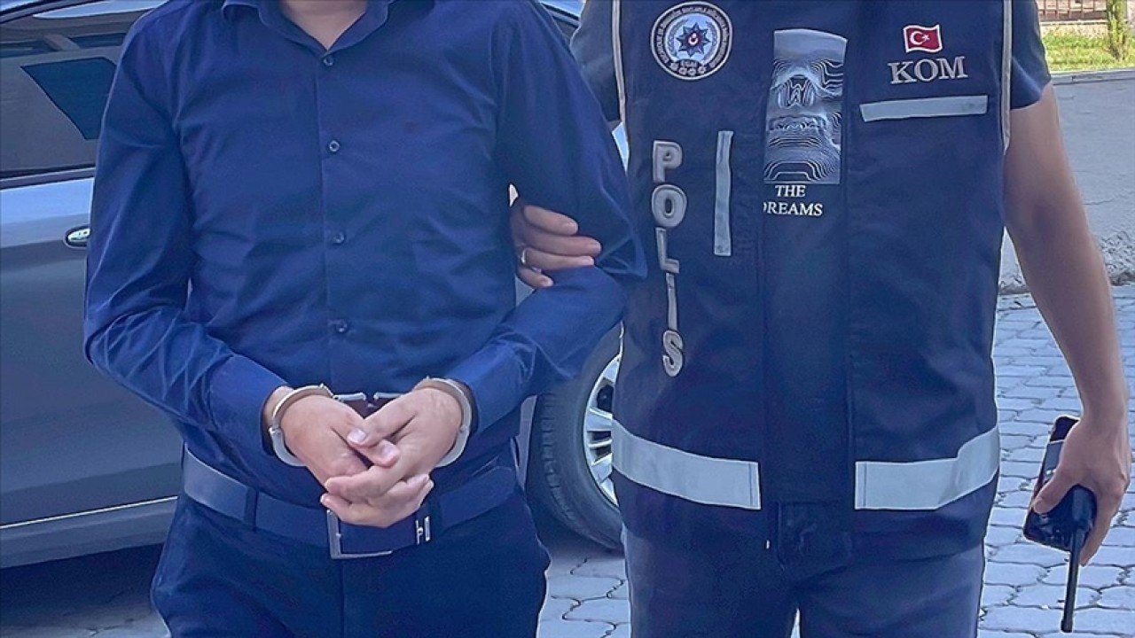 Ankara merkezli 8 ilde FETÖ’ye yönelik operasyonlarda 25 şüpheli yakalandı