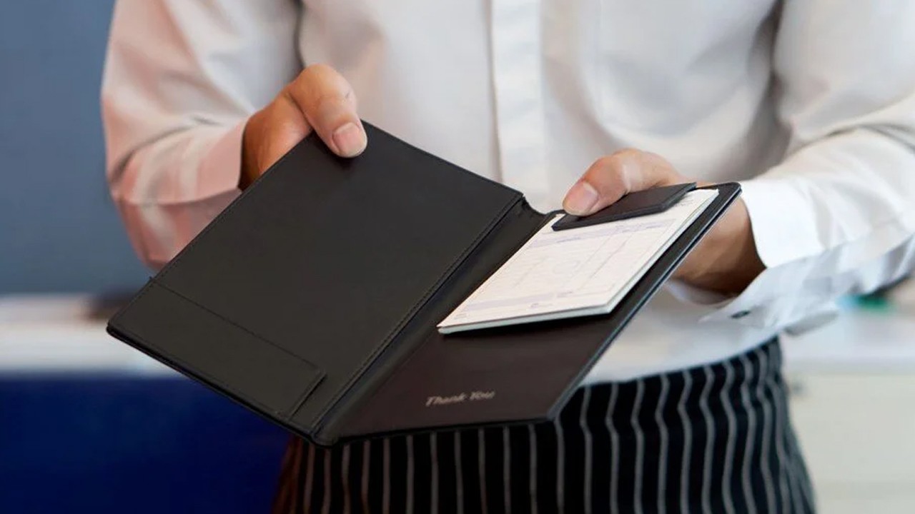 Restoranlarda servis ücreti tartışması! Zorunlu mu gönüllü mü?