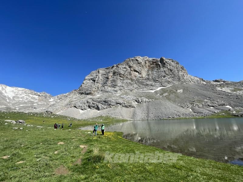 Niğde’deki Karagöl ve Çinili Göl, doğa tutkunlarını ağırlıyor