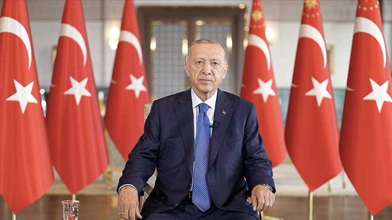 Cumhurbaşkanı Erdoğan: Ordumuzun vermiş olduğu mücadeleler hiçbir zaman bir kenara konulamaz