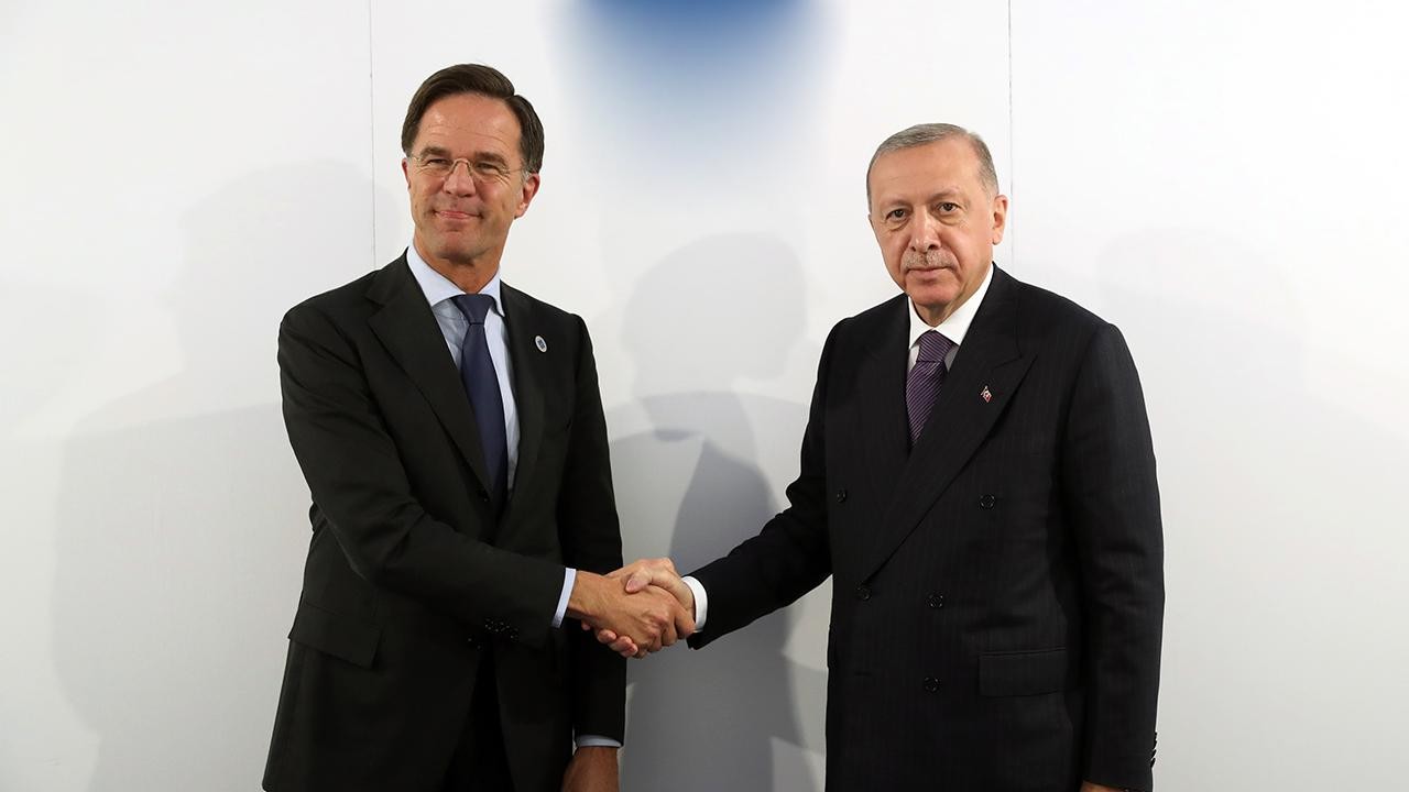 Cumhurbaşkanı Erdoğan, Hollanda Başbakanı Rutte ile telefon görüşmesi gerçekleştirdi