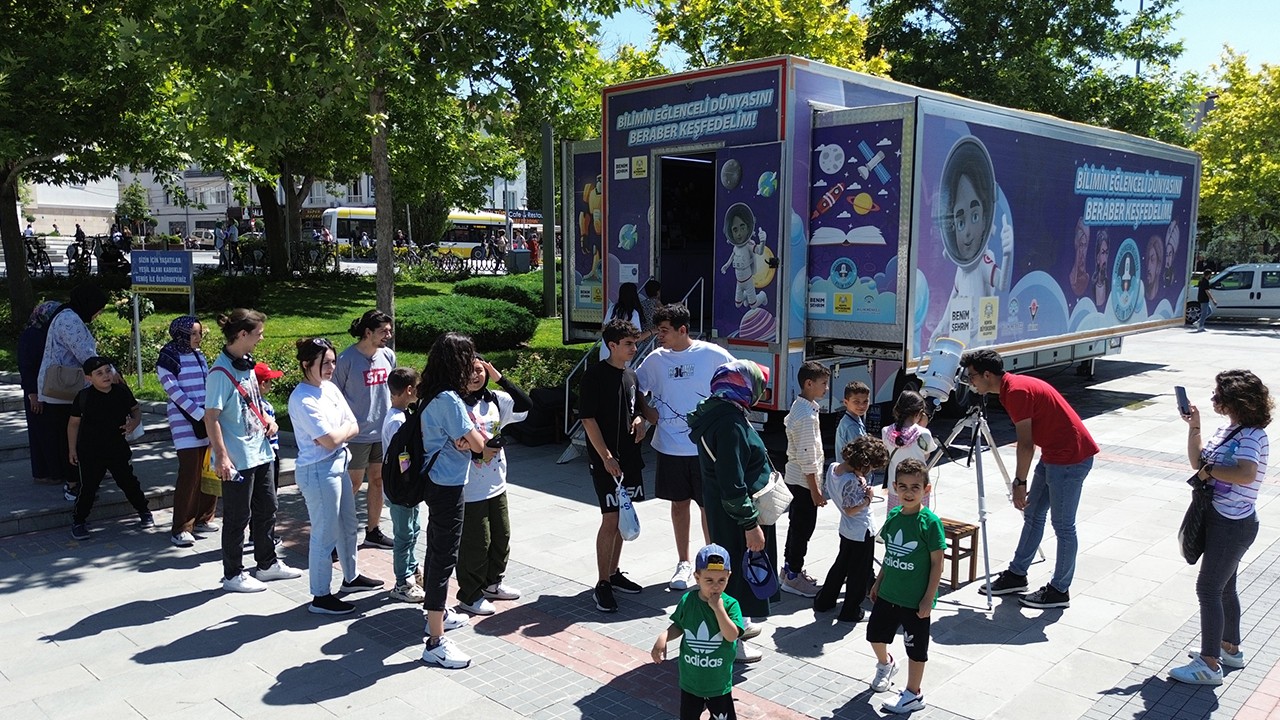 Konyalı çocuklar için yaz tatili Bilim Tırı’yla daha eğlenceli