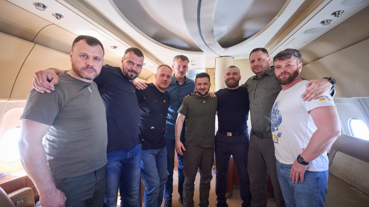 Zelenski 5 askerin Türkiye’den Ukrayna’ya döndüğünü paylaştı