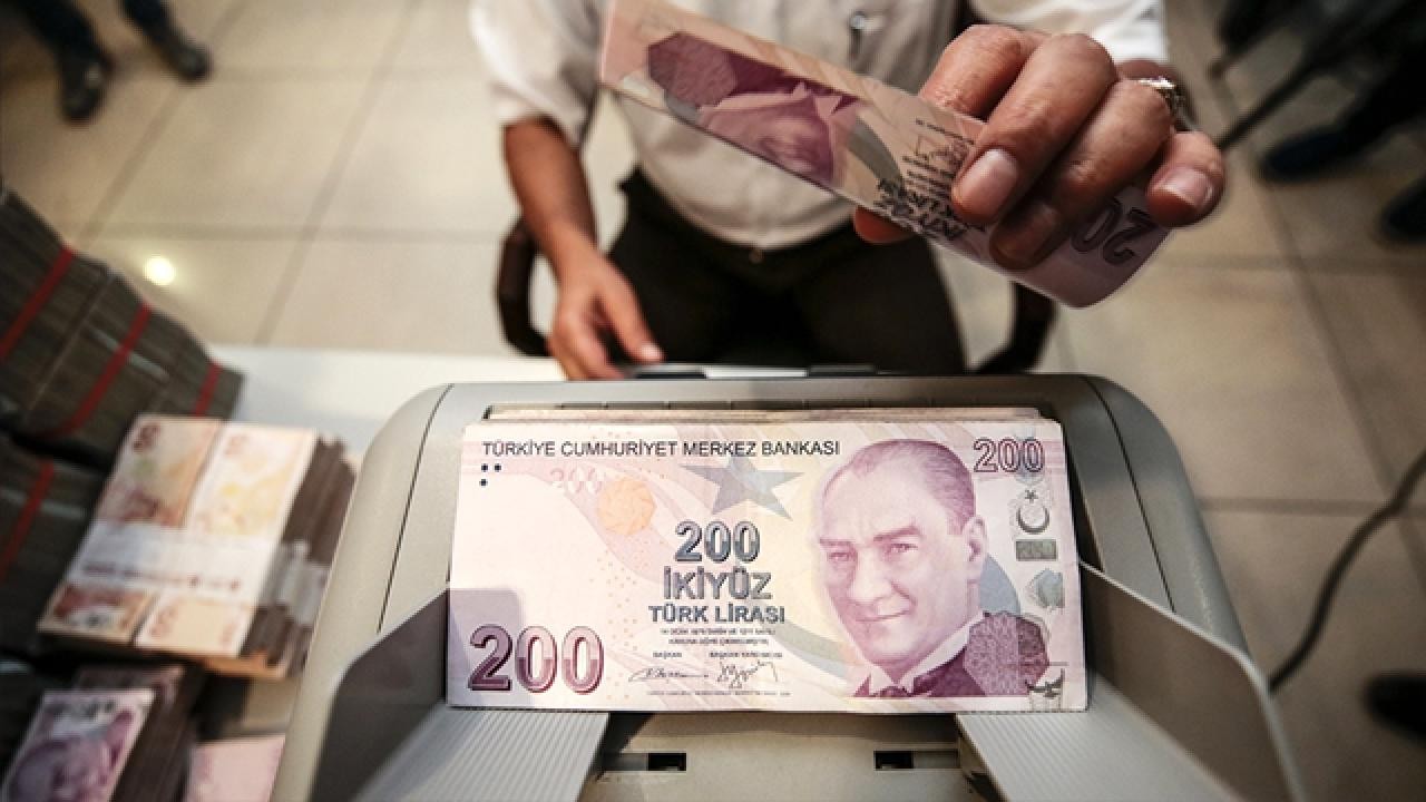 Depremzedelere 500'er bin lira hibe ve faizsiz kredi desteği