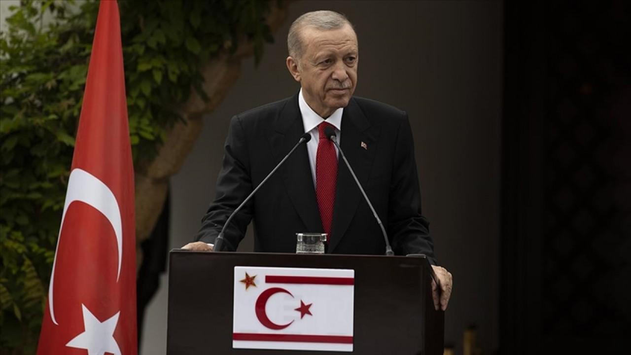 Cumhurbaşkanı Erdoğan: Kıbrıs Adası’nda birlikte yaşama idealini destekleyin çağrımı yineliyorum
