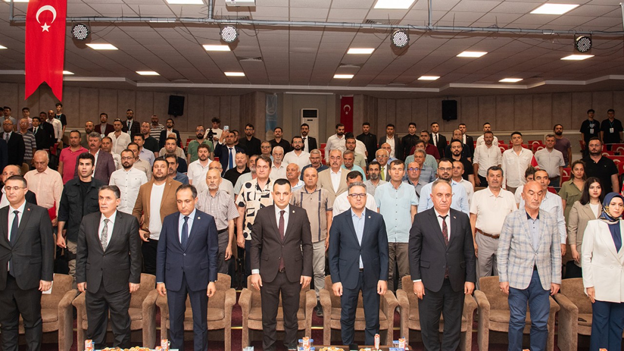 Rektör Aksoy, ‘Küresel Güçler ve Türkiye Yüzyılı’nı anlattı