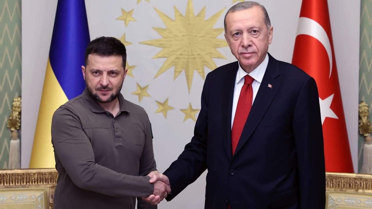 Cumhurbaşkanı Erdoğan ile Zelenskiy Karadeniz Tahıl Koridoru Anlaşması’nın uzatılmasını görüştü
