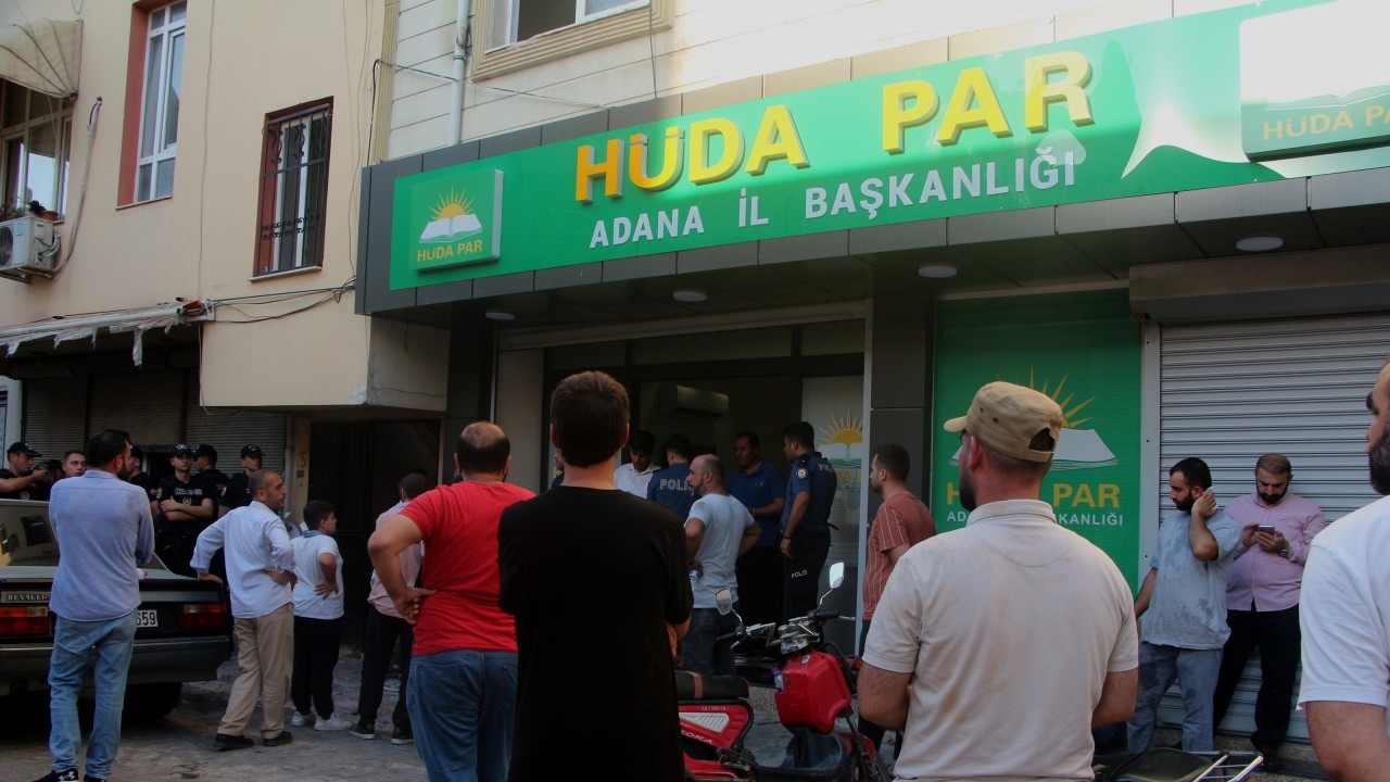 HÜDA PAR Adana İl Başkanlığı binasına saldırı: İl başkanı yaralandı, il sekreteri öldü