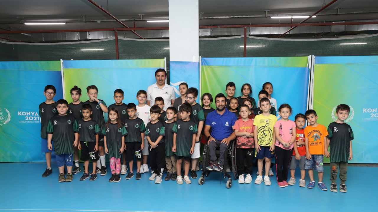 Karatay Yaz Spor Okulları'nda eğitimler devam ediyor