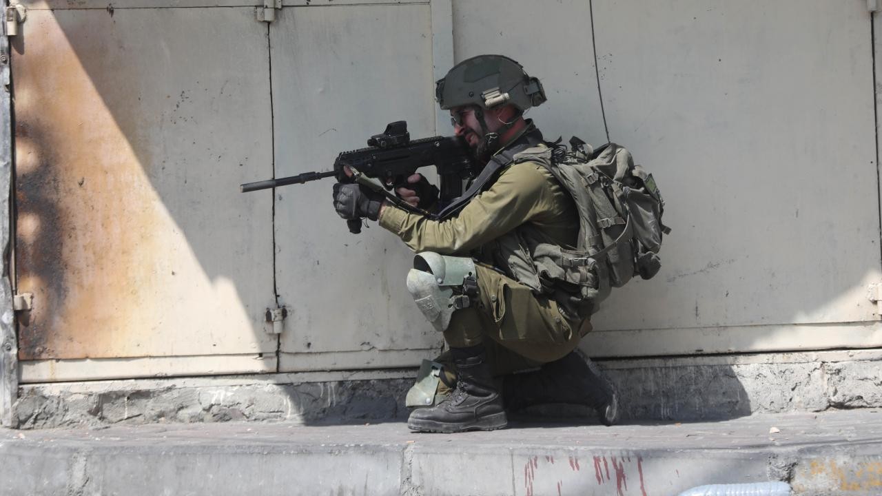 İsrail askerleri Batı Şeria’da Filistinli bir genci öldürdü