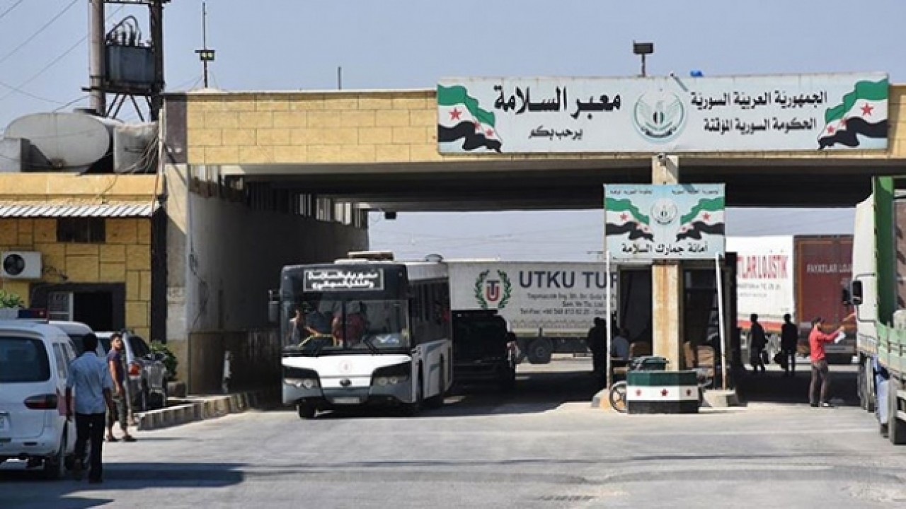 Suriye ile Türkiye arasındaki sınır kapısı, 6 ay daha insani yardımlara açık