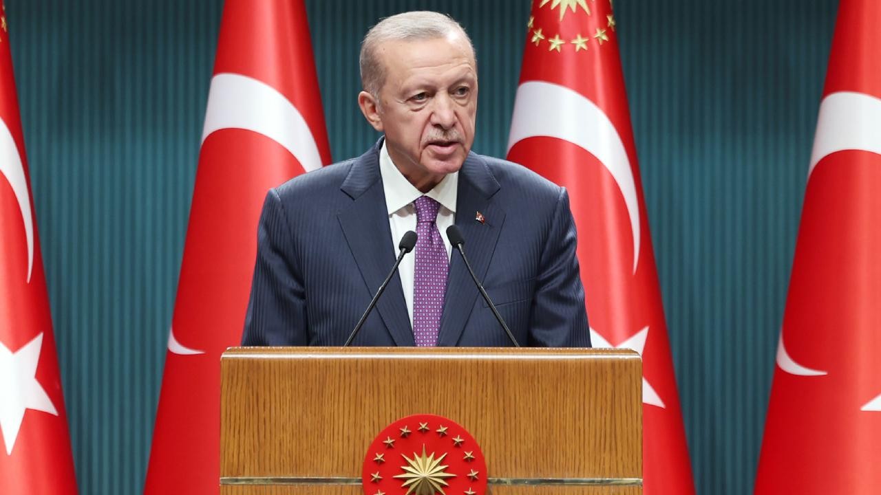 Cumhurbaşkanı Erdoğan'dan şehit askerlerin ailelerine başsağlığı
