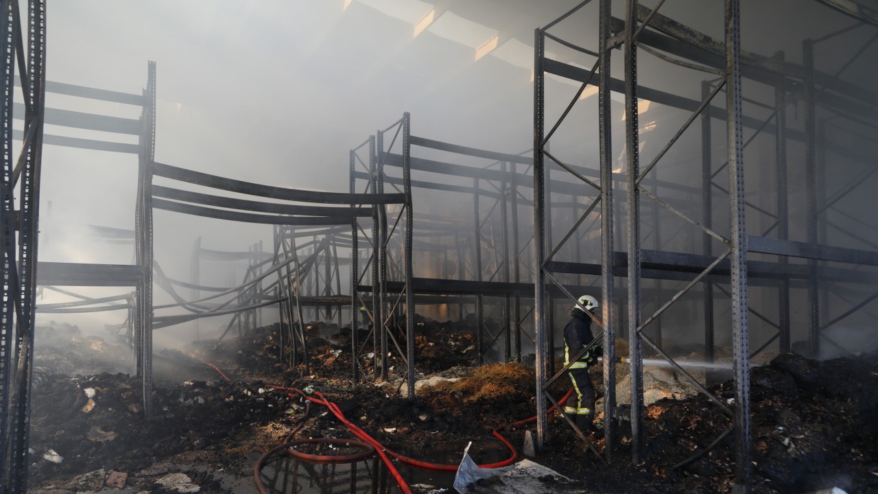 Organize Sanayi Bölgesindeki gıda fabrikasında yangın çıktı