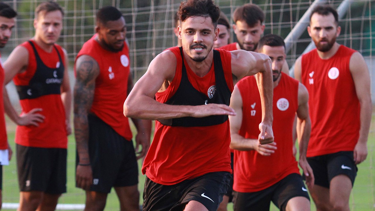 Antalyaspor, Konyaspor karşısında sezonun ilk galibiyetini almayı hedefliyor